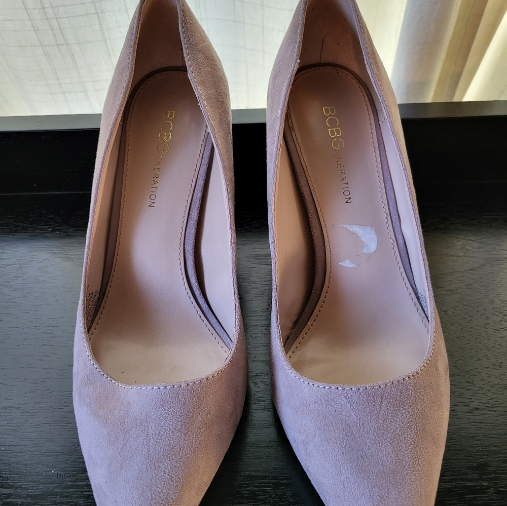 BCBGGeneraruon Suede